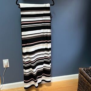 White House, black market maxi skirt